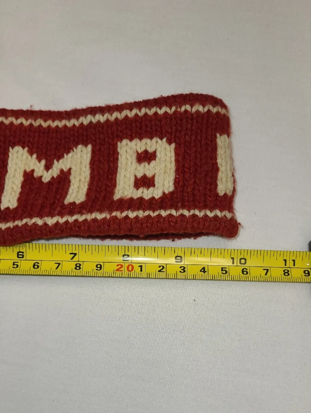 Vintage Abercrombie & Fitch burgundy knit headband with cream logo fleece lined